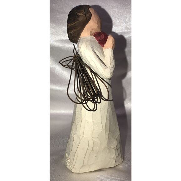 Willow Tree Figure Angel of the Heart Holding a Heart Figurine Vintage - Picture 4 of 6